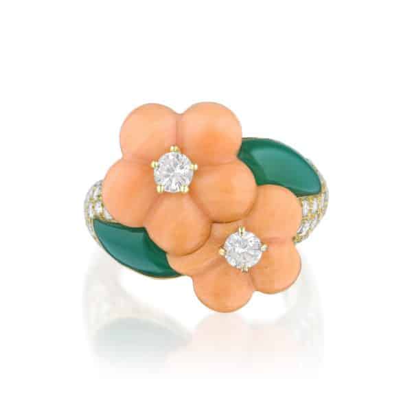 Van Cleef & Arpels Coral Green Agate Diamond Flower Ring