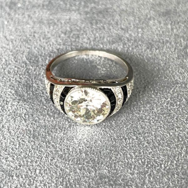 2.25 Carats Diamond Ring - Image 2