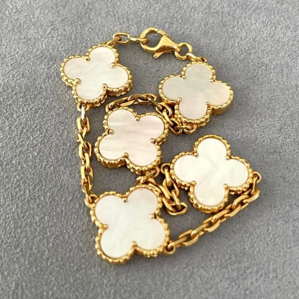 Van Cleef & Arpels Vintage Alhambra Mother of Pearl bracelet - Image 3