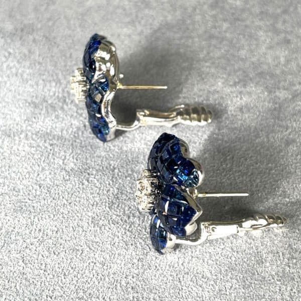 18k White Gold and Sapphire Flower Earrings - Image 2