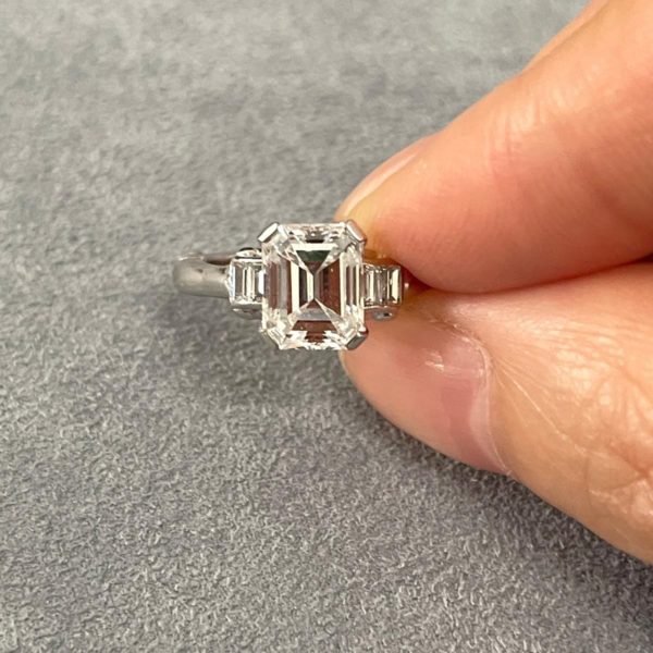 1.72 Carats Diamond Ring - Image 4